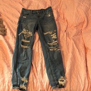 American Eagle ripped jeans size 2 short and next level stretch